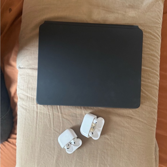 iPad Air M2 with Magic Keyboard Folio case and AirPod bundle